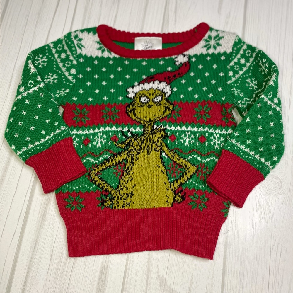 Grinch ugly sweater + red leggings